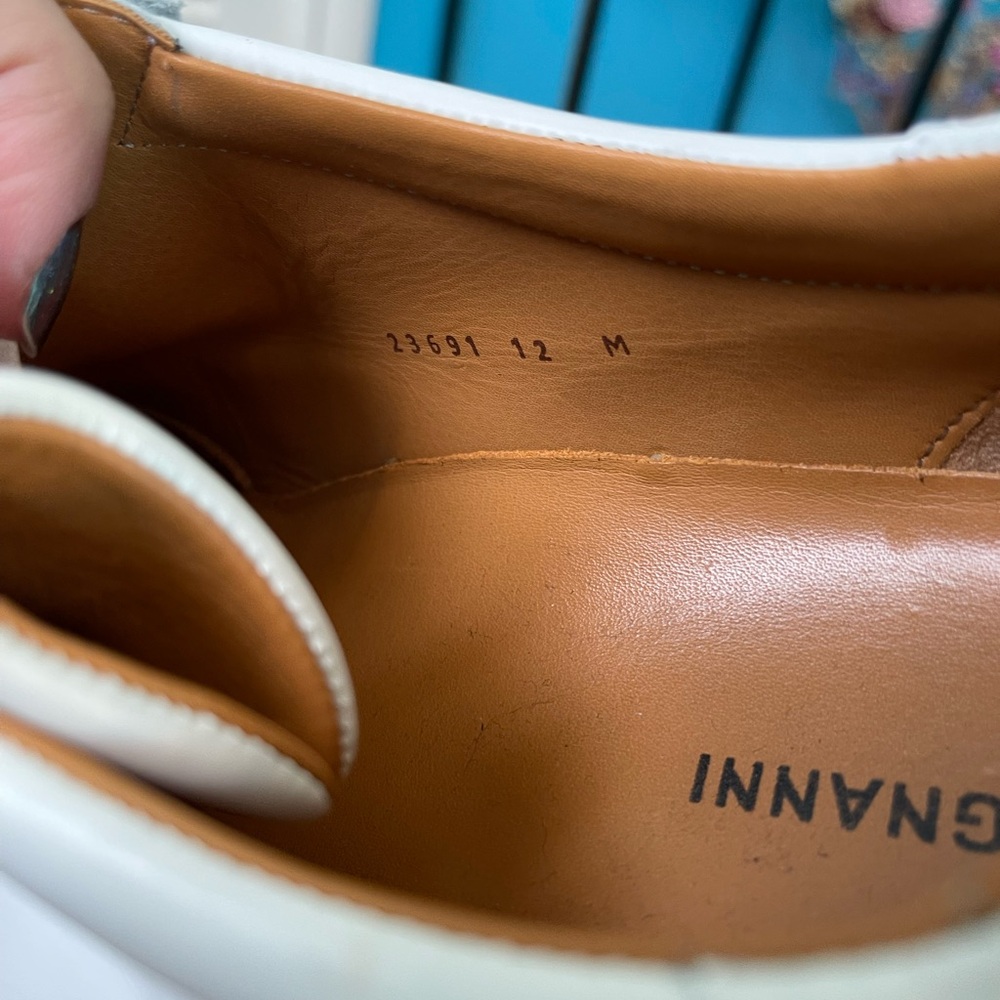 Magnanni Leather Sneakers - Picture 8 of 9